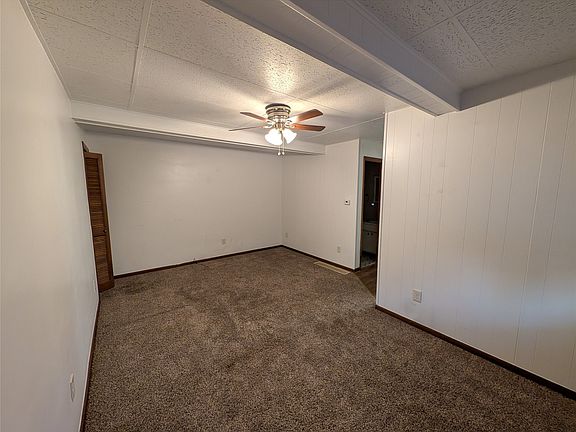 4th image of 3688 W Lake Rd