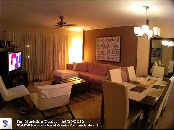3rd image of 1831 NE 38th St APT 208