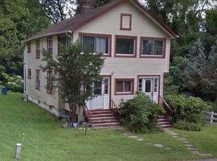 6 Stowe Rd, Peekskill, NY 10566