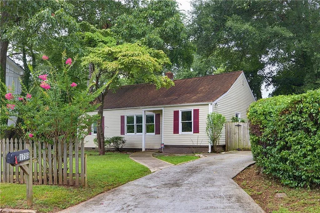 3 bed, 2.0 bath, 1500 sqft, $2,000 — Photo 1