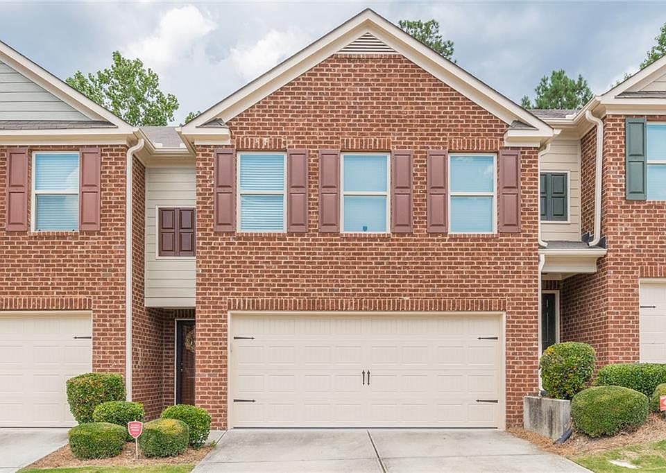 1st image of 2712 Haynescrest Dr #2712