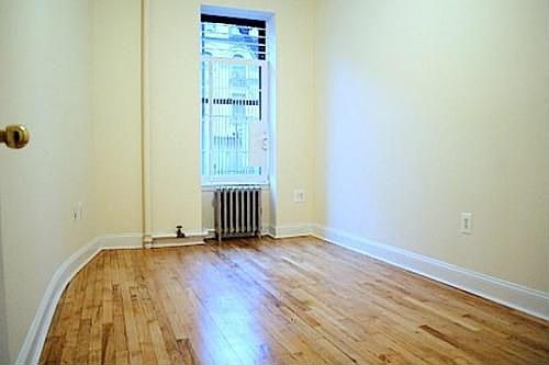 4th image of 186 Columbus Ave