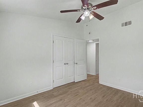3rd image of 12407 Deerfield Road