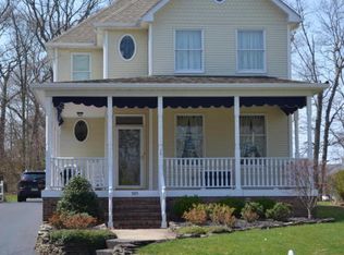 545 Old Mill Rd, Spring Lake, NJ 07762