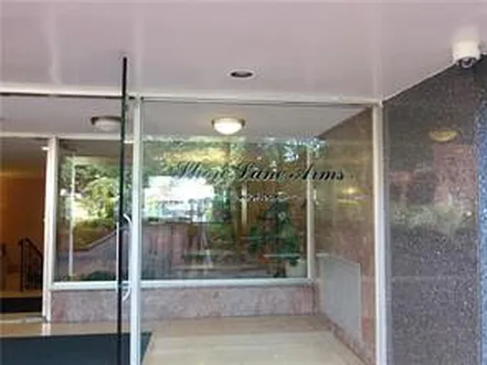 Sold by REMAX Elite | media 31