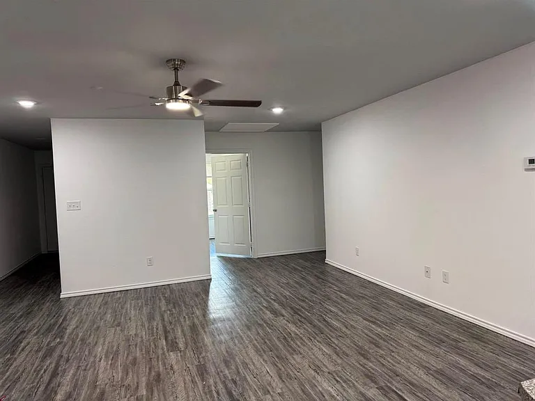 800 Sycamore St #101 — Photo 1