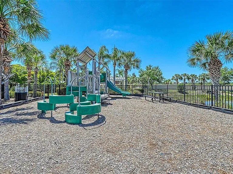 1424 Blue Horizon Cir — Photo 51