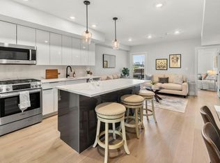 323 W Broadway #6, Boston, MA 02127