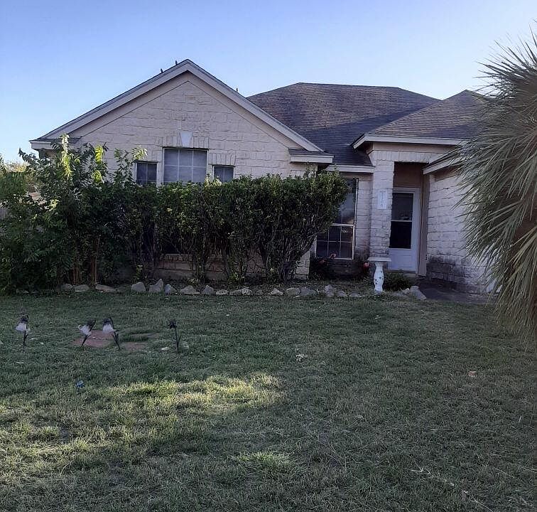 1st image of 2306 Darnell Dr