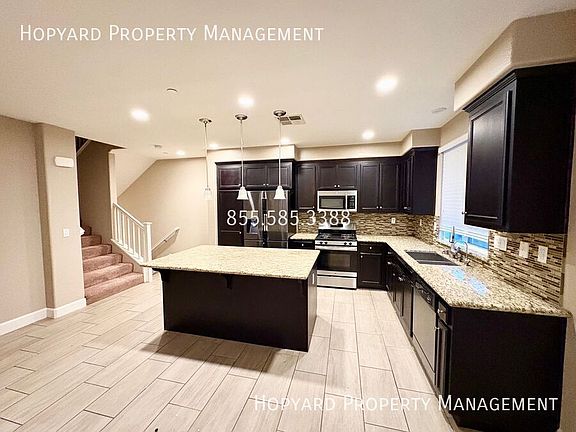 4th image of 5663 Daylily St