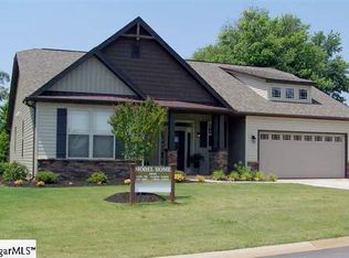 1 Wallhaven Dr, Greer, SC 29651