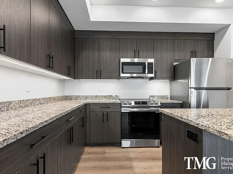 Vintage Park Townhomes — Photo 67