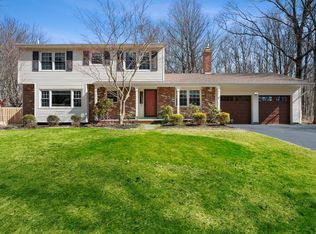 15 Parkview Rd, Long Valley, NJ 07853