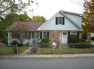 80 Pearl St, Clinton, MA 01510