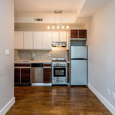 Rented by Nooklyn NYC LLC | media 25