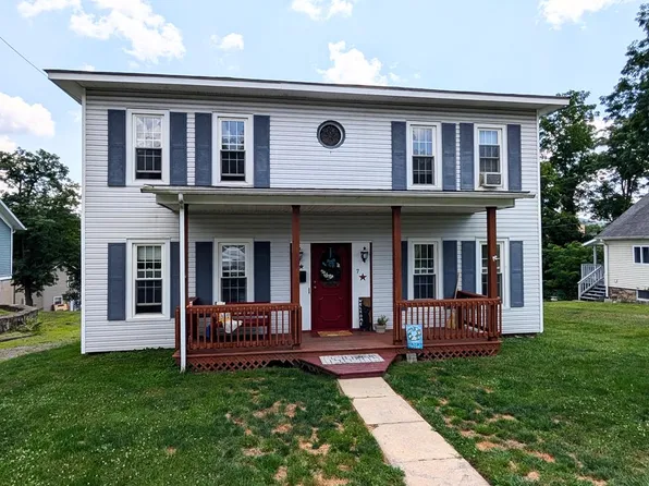 7 Hastings St, Wellsboro, PA 16901