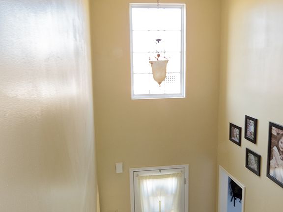 Bright 2 story entry