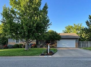 909 Marsha Ln, Dodge City, KS 67801