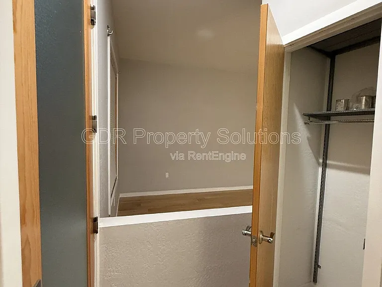 3600 Central Ave SE — Photo 5