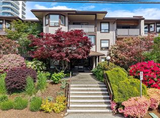 1460 Martin St #105, White Rock, BC V4B3W7