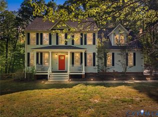 2967 Willow Trace Ln, Sandy Hook, VA 23153