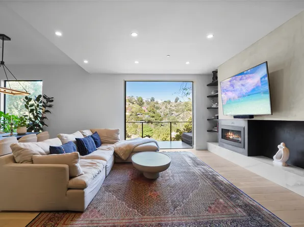 8441 Brier Dr, Los Angeles, CA 90046