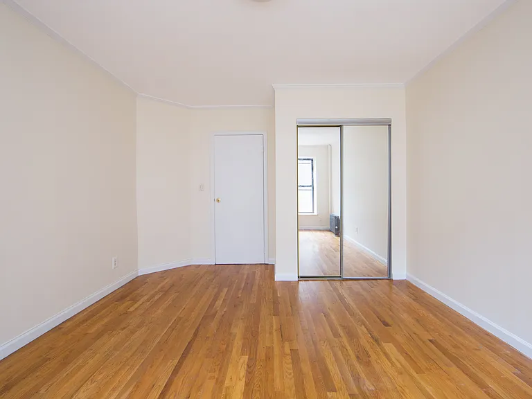 208 E 73rd St #4W — Photo 5