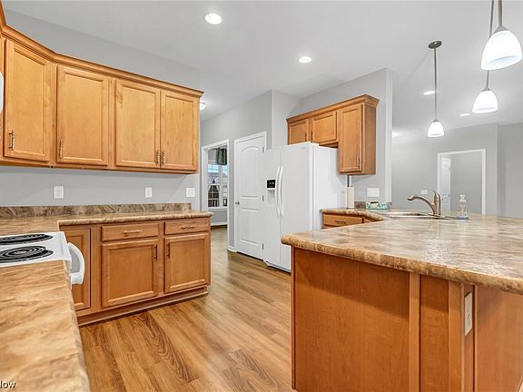 4th image of 13174 Barrington Dr