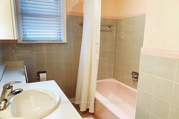 19 Danube Dr #MAIN — Photo 22