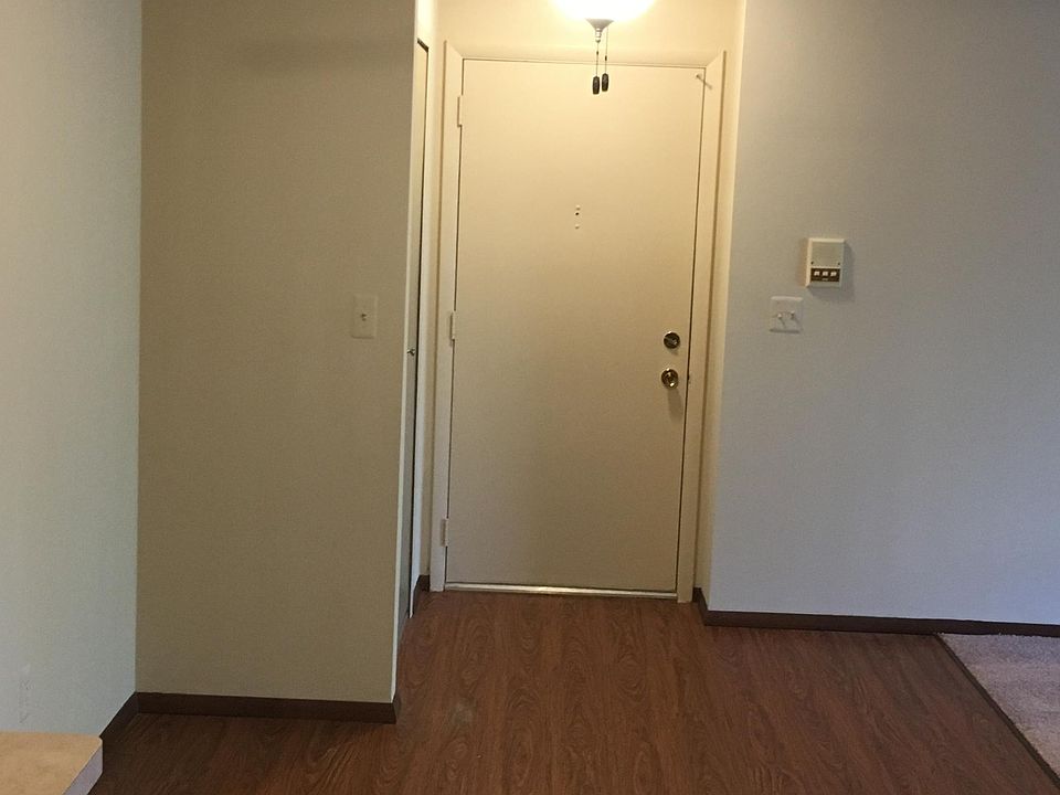 1st image of 671 Kirts Blvd APT 114