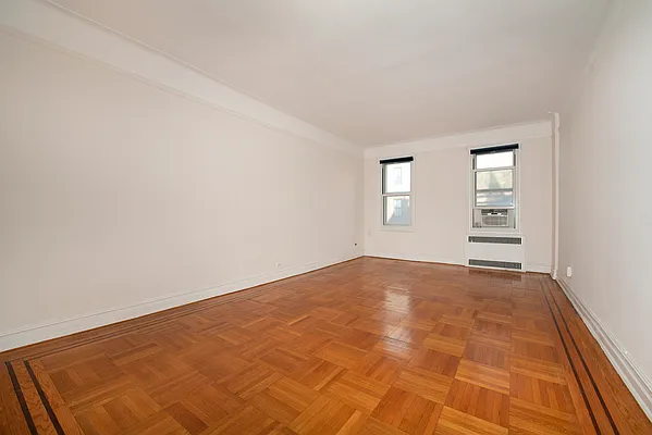 Sold by 718 Realty Inc | media 15