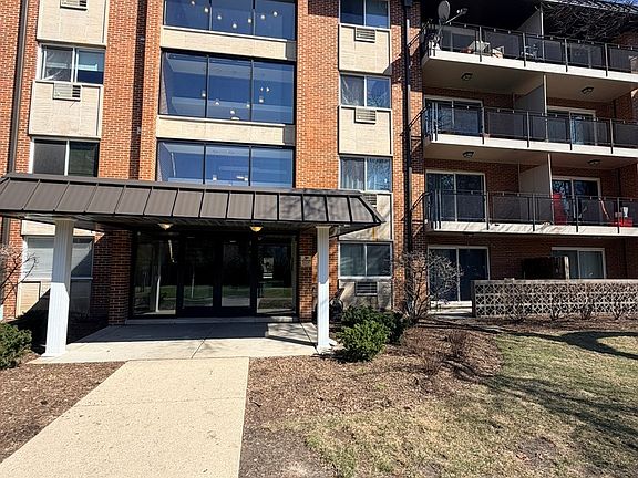 2nd image of 2230 S Goebbert Rd APT 139