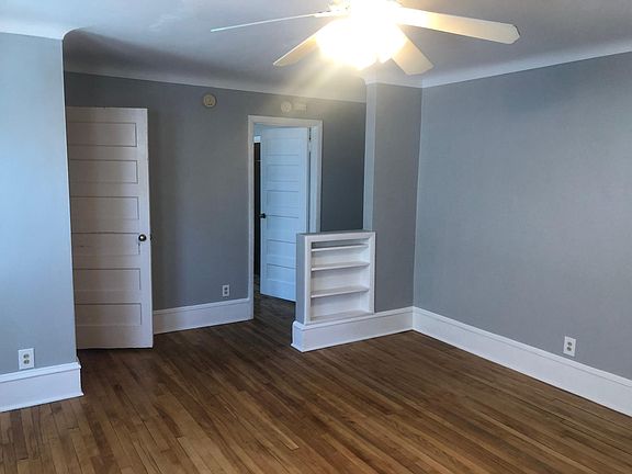 5th image of 2210 Garfield Ave #1