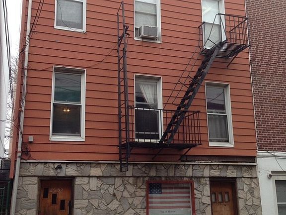 5th image of 2412 31st St