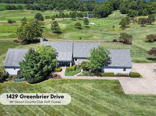 1429 Greenbrier Dr, Mount Vernon, OH 43050