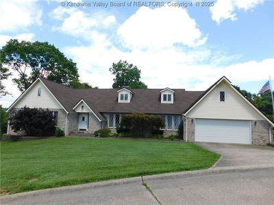 816 Shrewsbury Dr, Saint Albans, WV, 25177