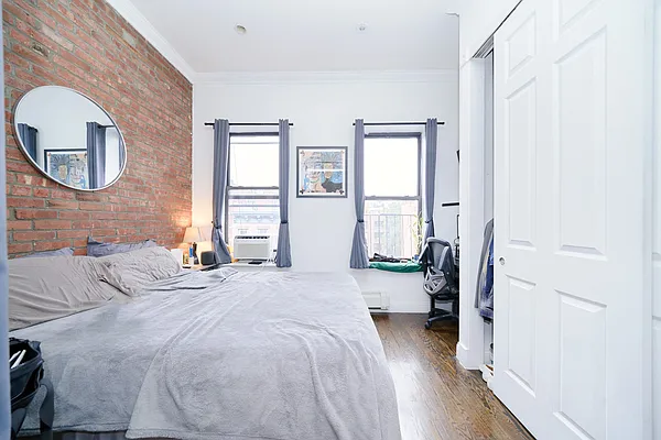 Rented by Living New York | media 8