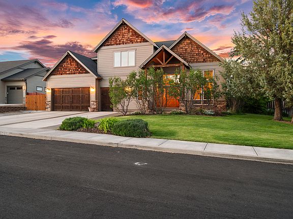 3rd image of 3550 SW 36th Pl