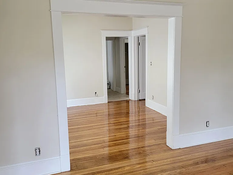 633 Park Ave #2 — Photo 7