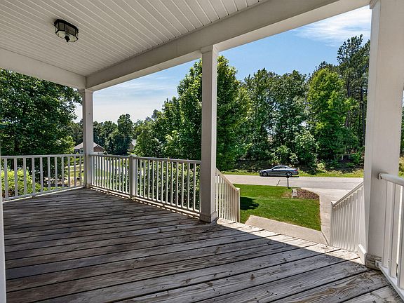 5th image of 1308 Double Oak Ln