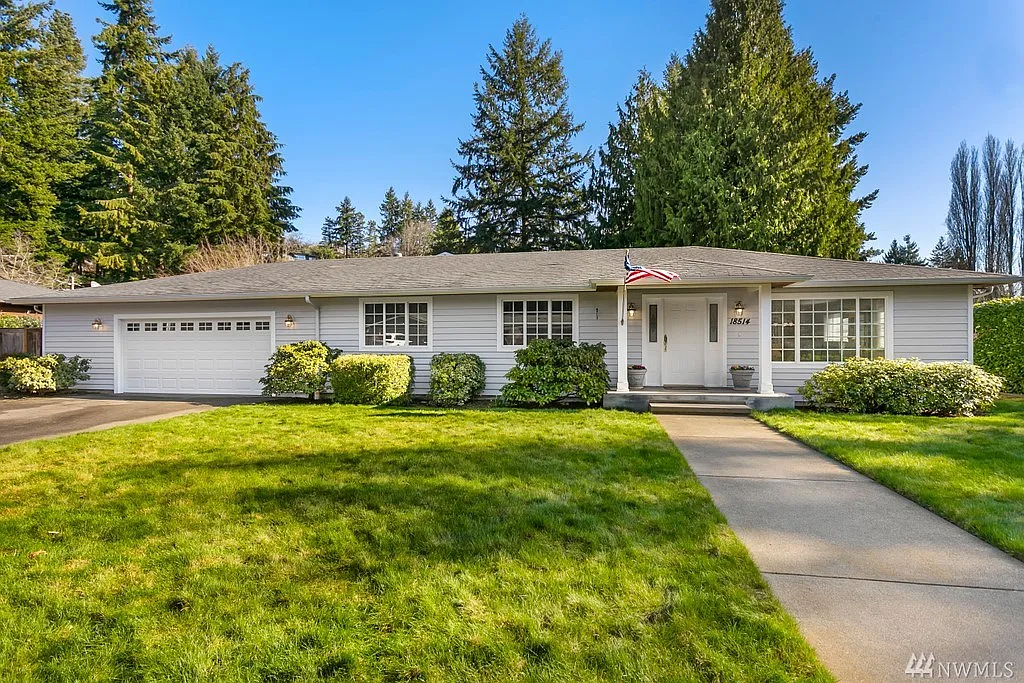 18514 61st Pl NE photo 1