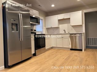 3028 Michael Ave, Kalamazoo, MI 49004