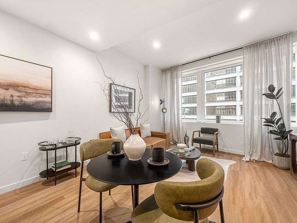 1st image of 180 Pearl St #1609