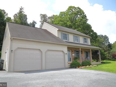1282 Edgewood Dr, East Earl, PA, 17519