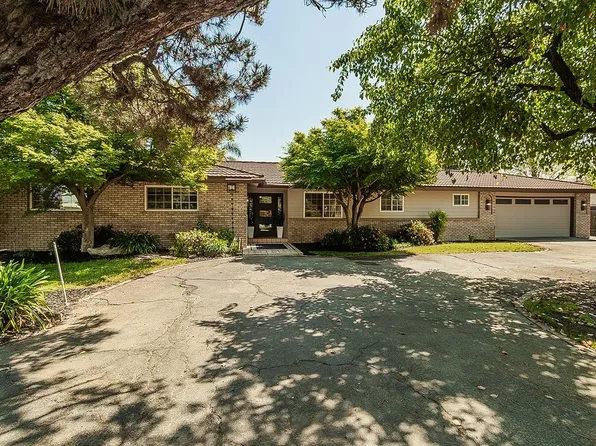 9798 S Thompson Ave, Selma, CA 93662