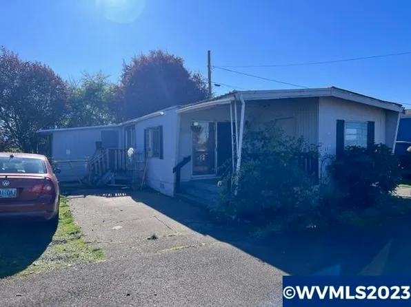 4170 S Santiam Hwy Unit 35, Lebanon, OR 97355