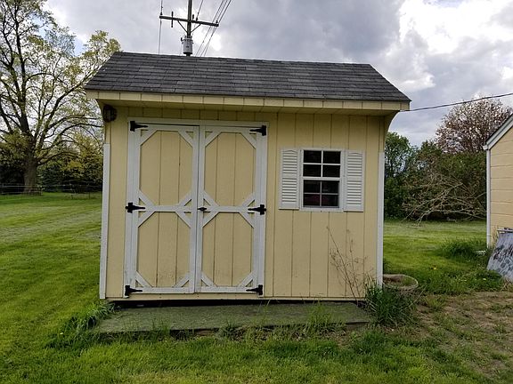 Storage shed