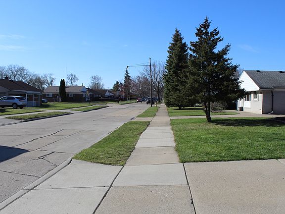 4th image of 4280 15th St