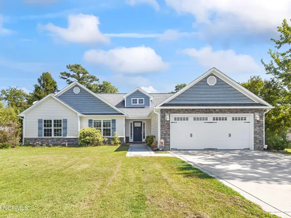 105 Hawksbill Drive, Sneads Ferry, NC 28460
