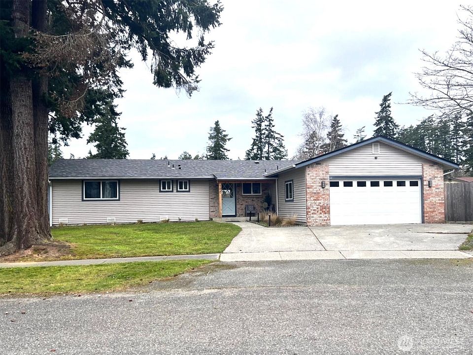 1st image of 790 NW Dory Drive